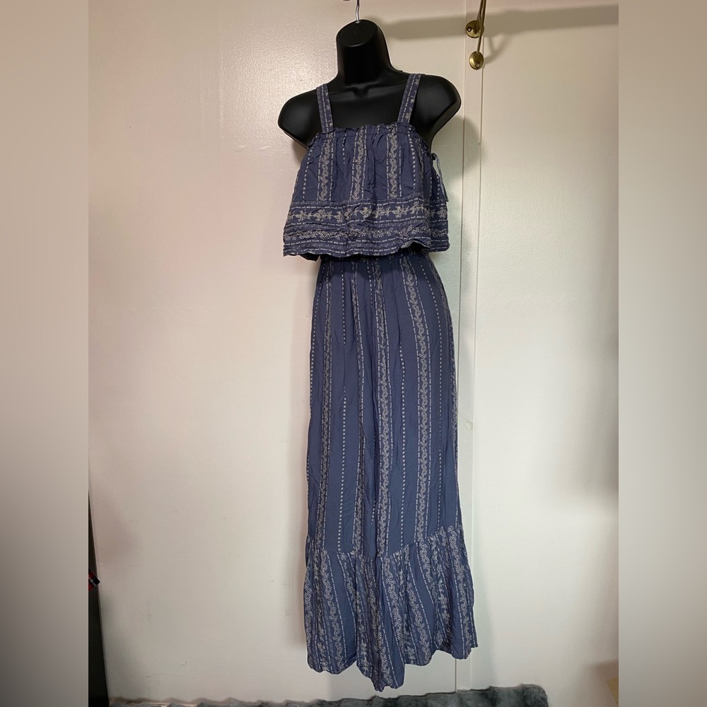 Blue Strapless Jumpsuit With Patterned Details - image 2